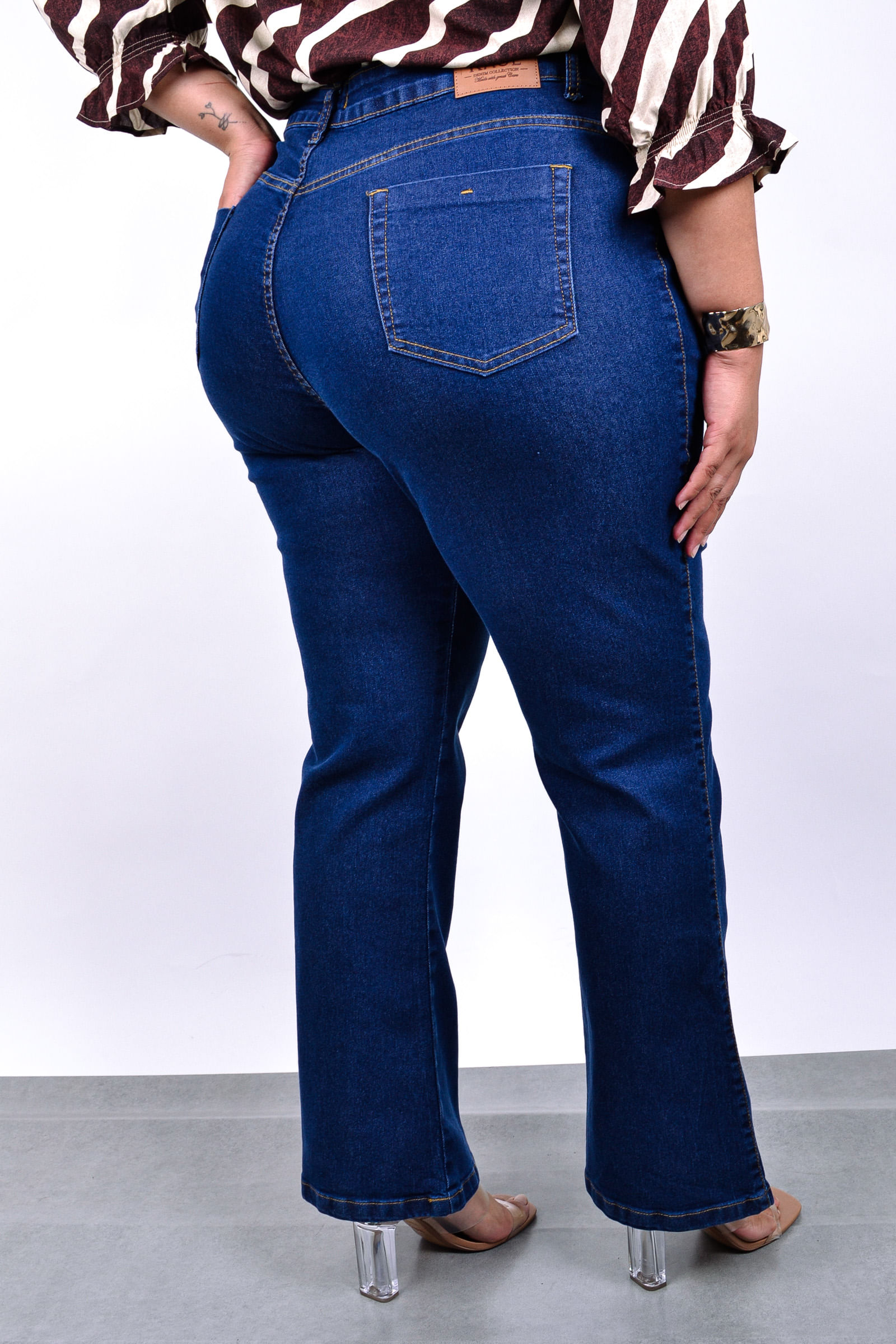 Calca boot cut jeans feminina_0102_4